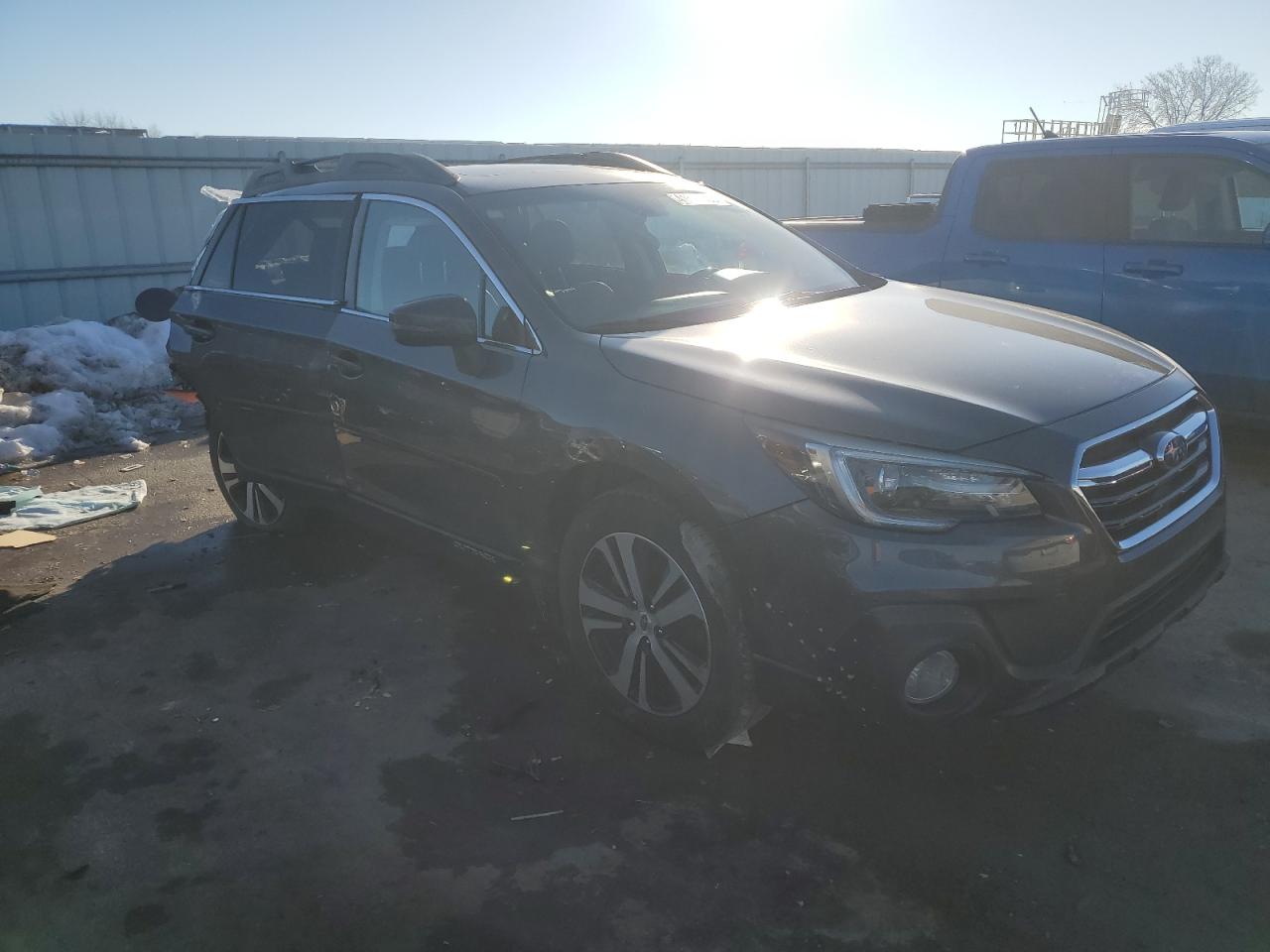 2018 Subaru Outback - Image 4
