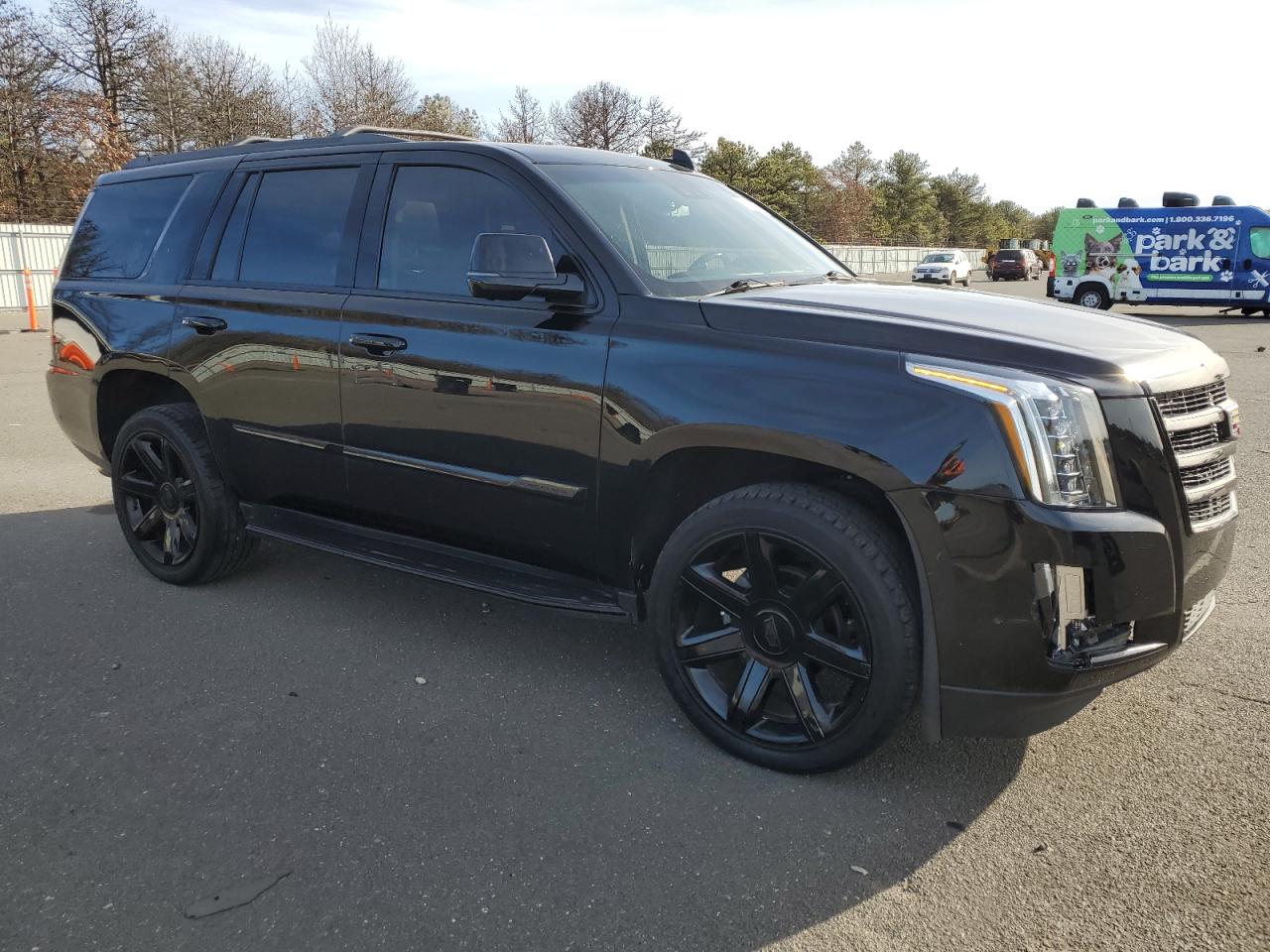 VIN 1GYS3BKJ0JR234955 2018 CADILLAC ESCALADE no.4