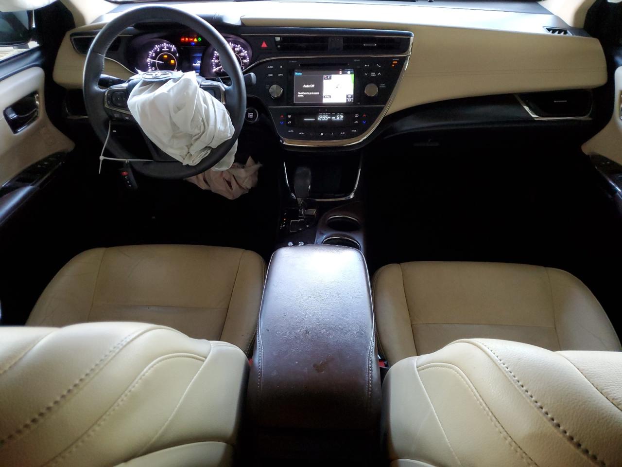 2016 Toyota Avalon - Image 8