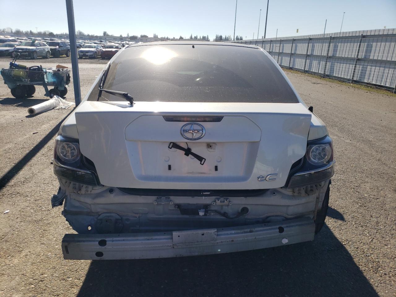 2016 Toyota tC - Image 6