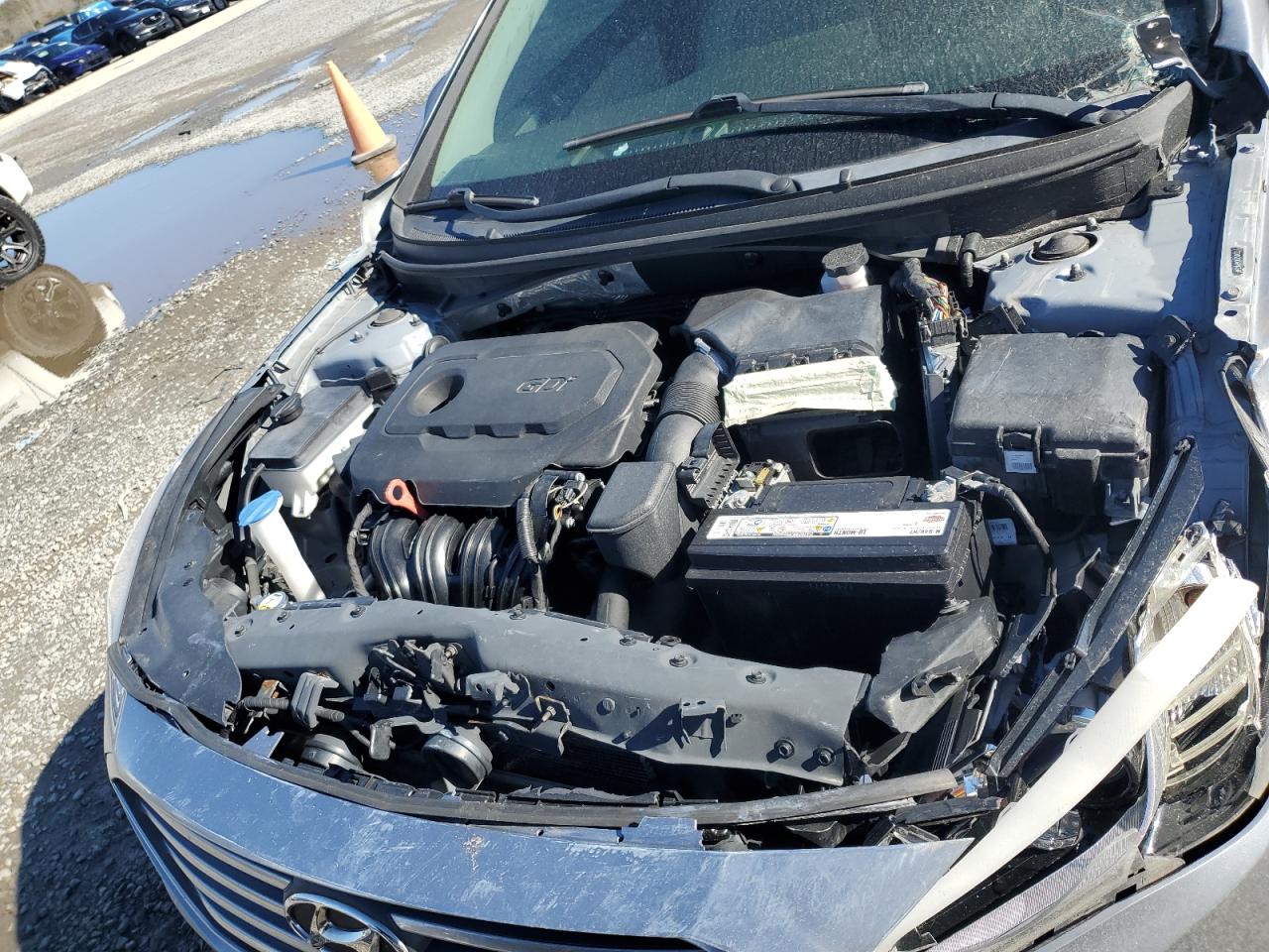 2016 Hyundai Sonata - Image 11