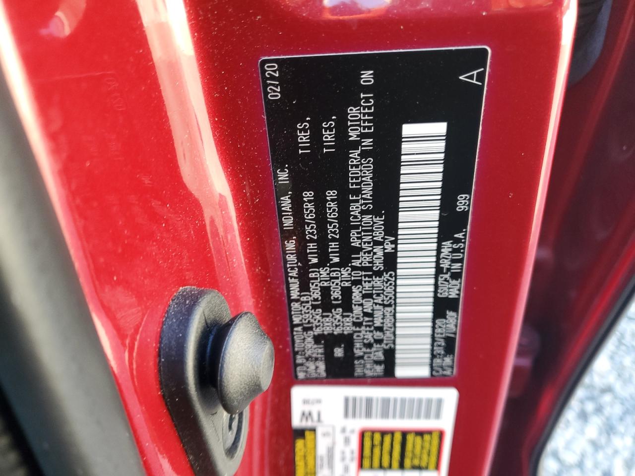 2020 Toyota Highlander - Image 16