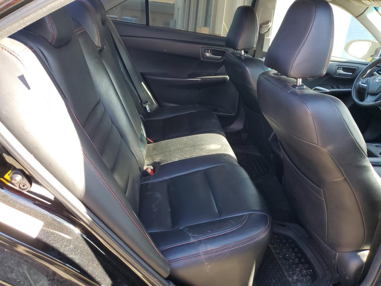 2016 Toyota Camry - Image 10