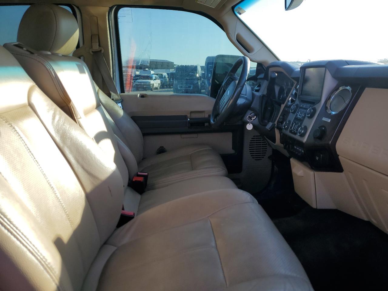 2015 Ford F350 - Image 5