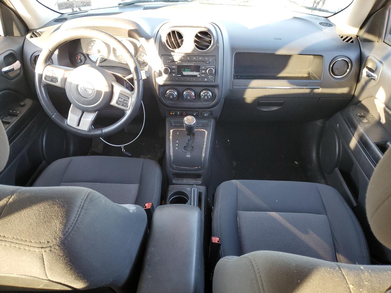 2012 Jeep Liberty (Patriot) - Image 8