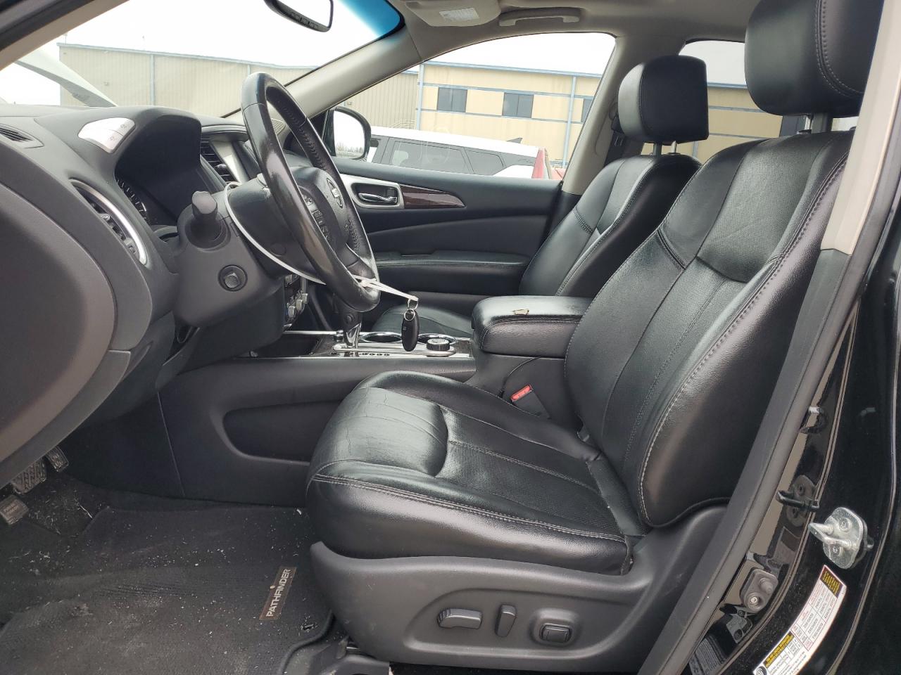 2014 Nissan Pathfinder - Image 7