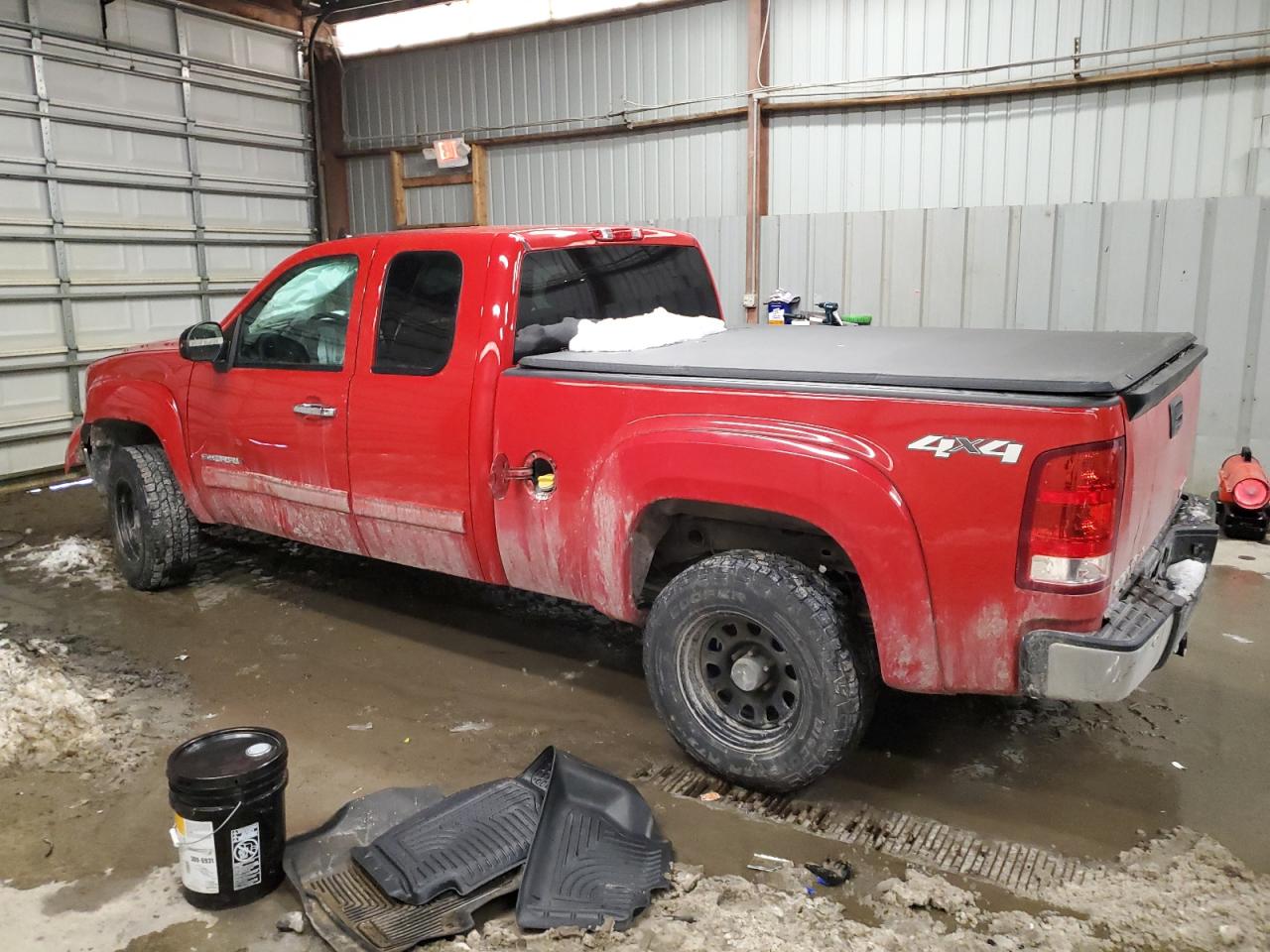2013 GMC Sierra - Image 2