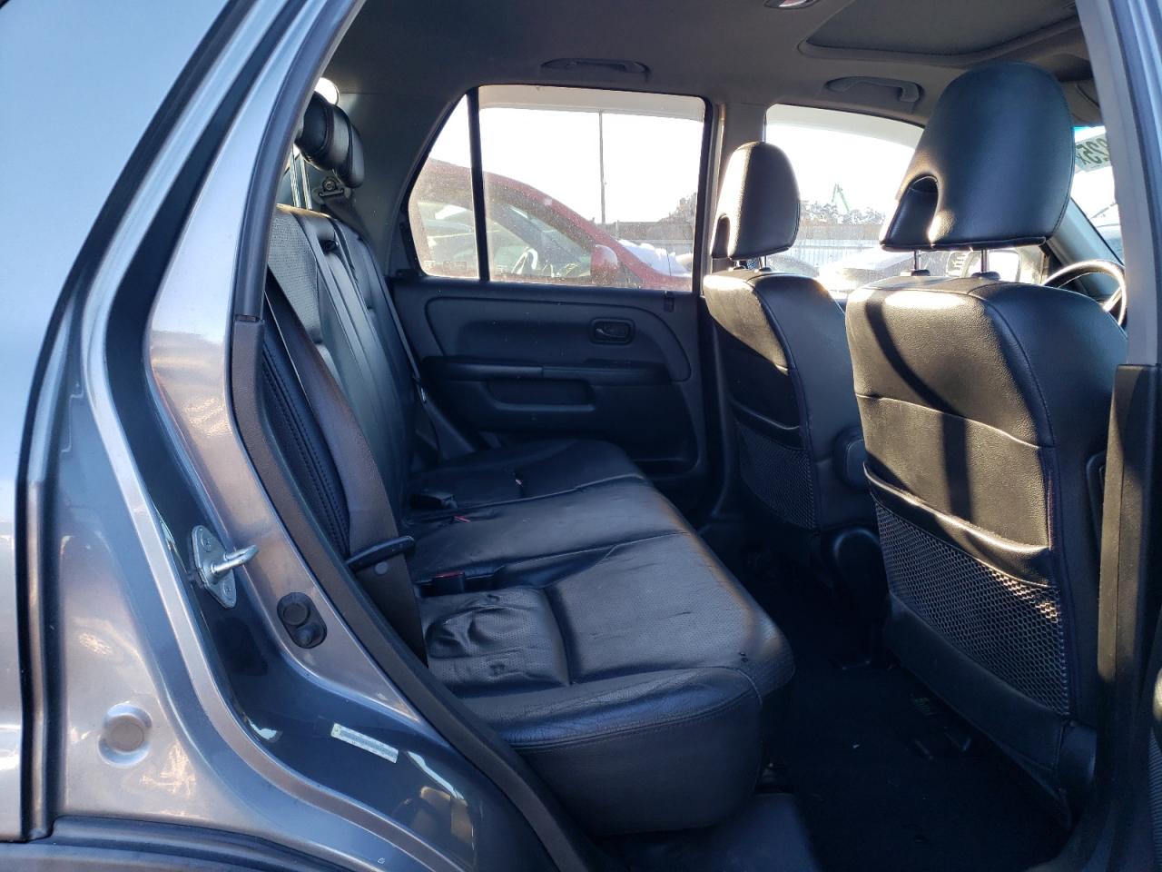2005 Honda CR-V - Image 11