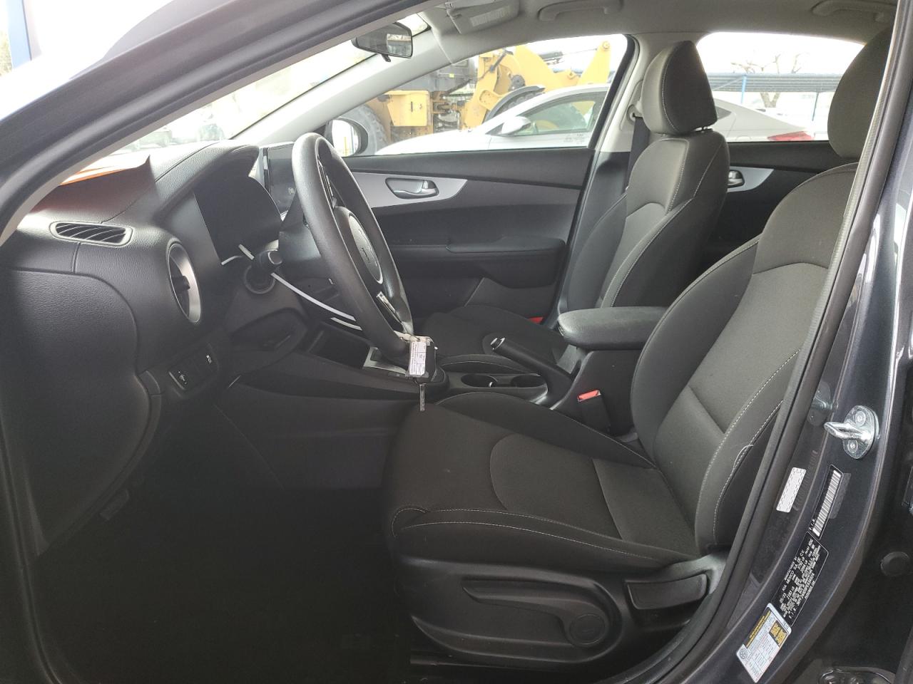 2023 Kia Forte - Image 7