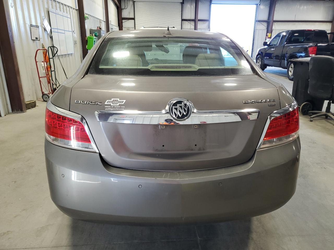 2010 Buick LaCrosse - Image 6