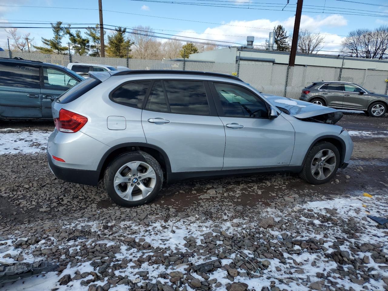 VIN WBAVM1C59EVW54526 2014 BMW X1 no.3