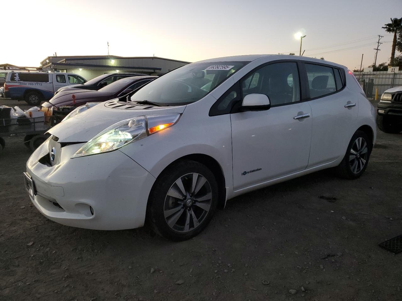 2015 Nissan Leaf - Image 1