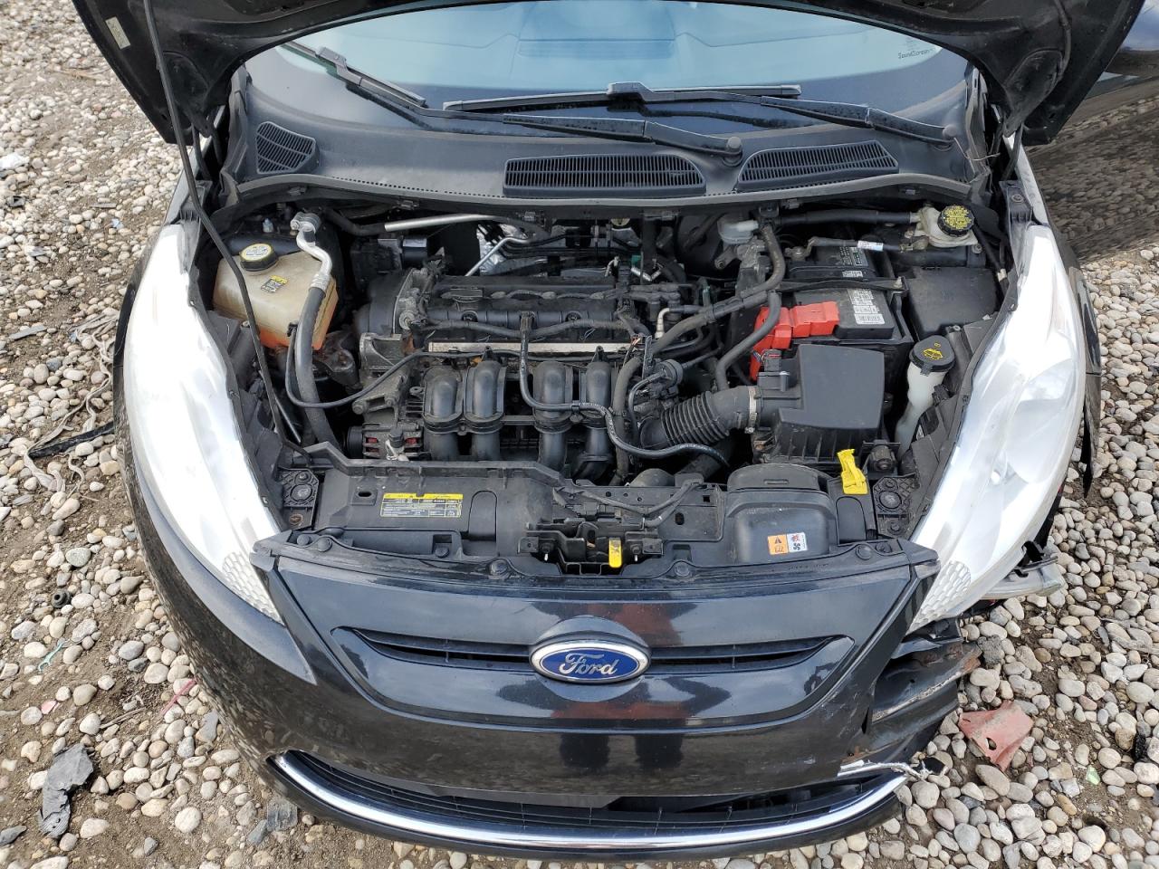 2011 Ford Fiesta - Image 12