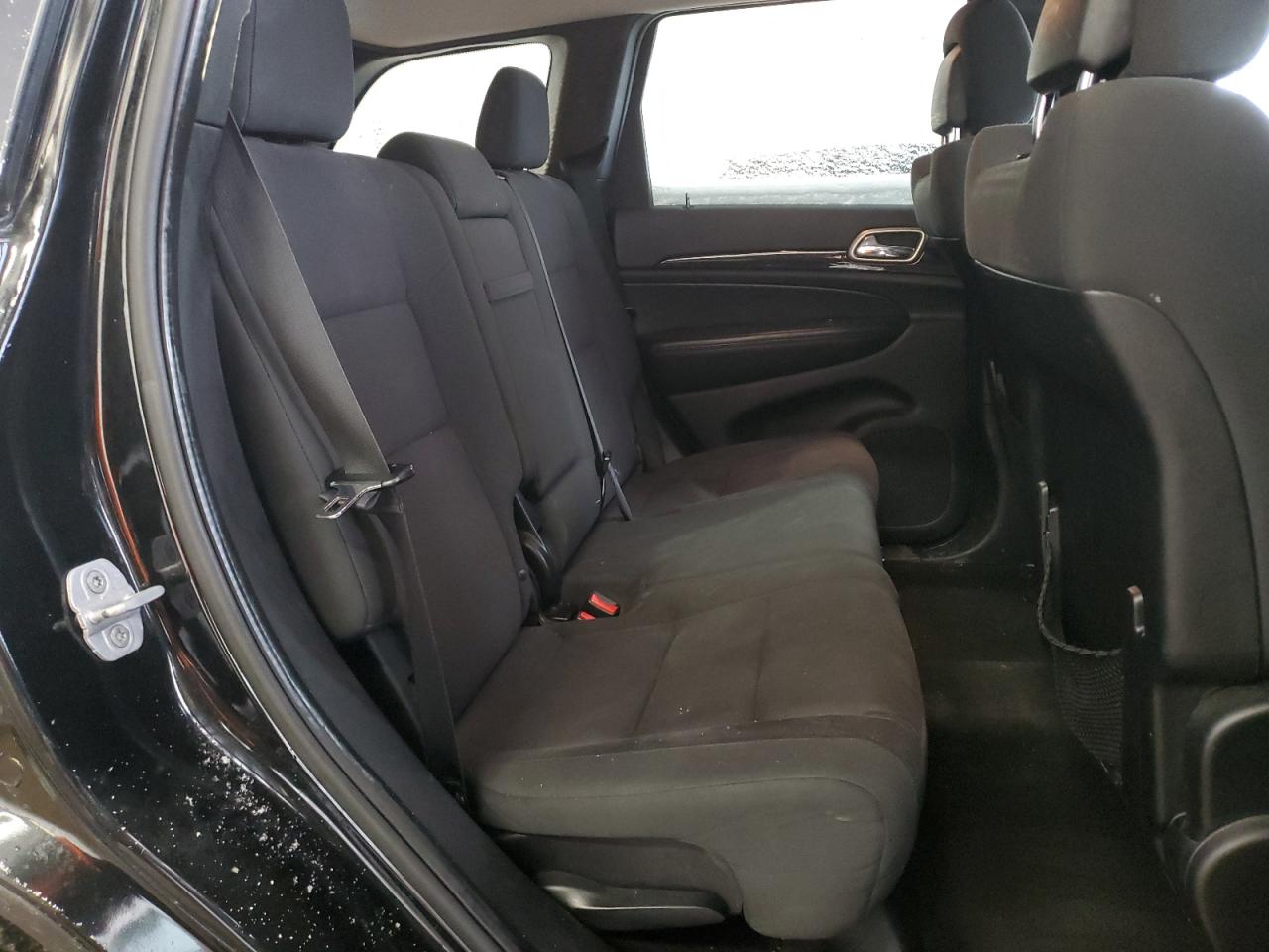 2012 Jeep Grand Cherokee - Image 11