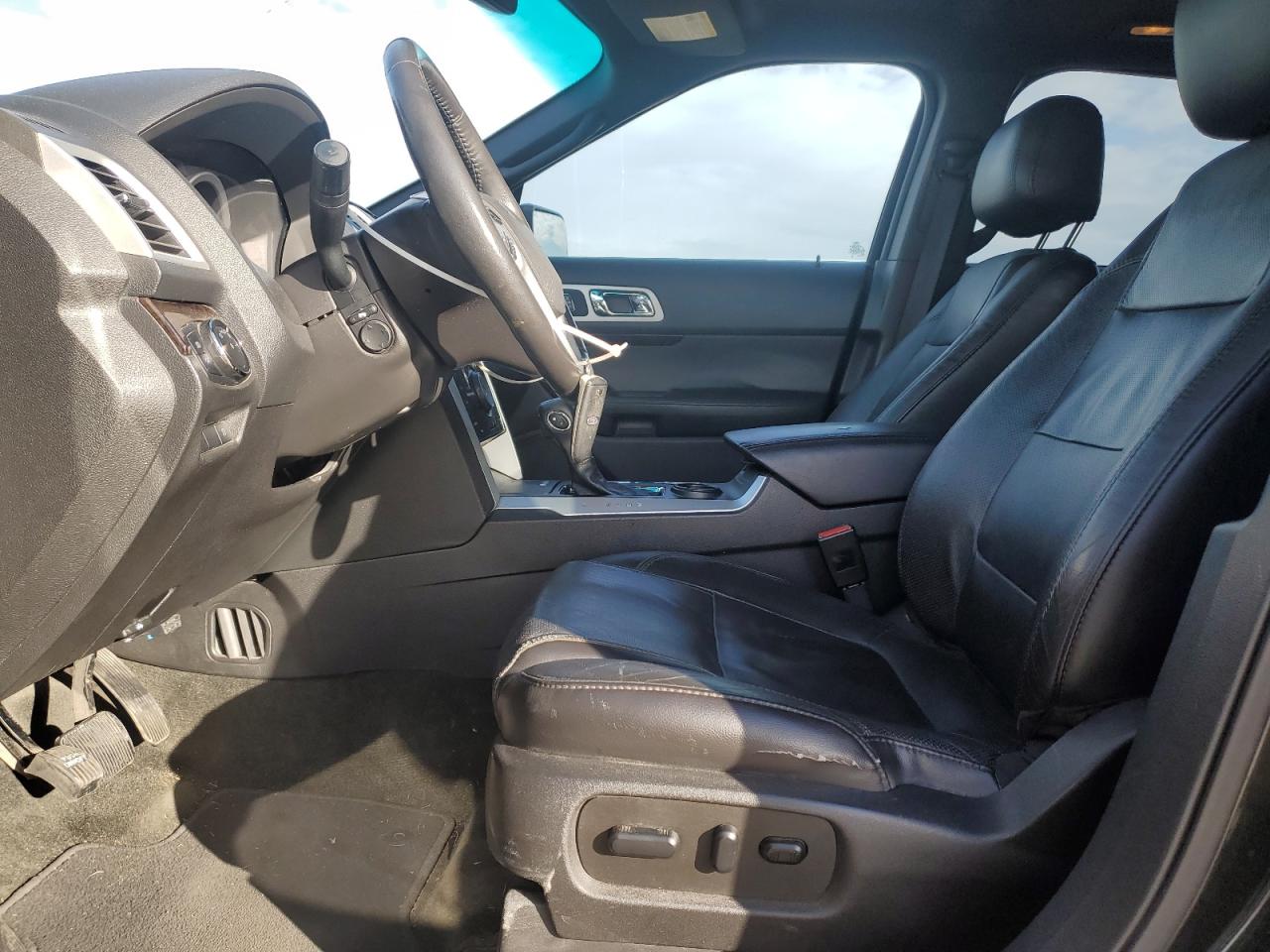 2015 Ford Explorer - Image 7