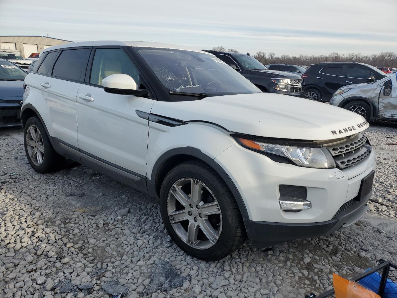 2015 Land Rover Range Rover - Image 4