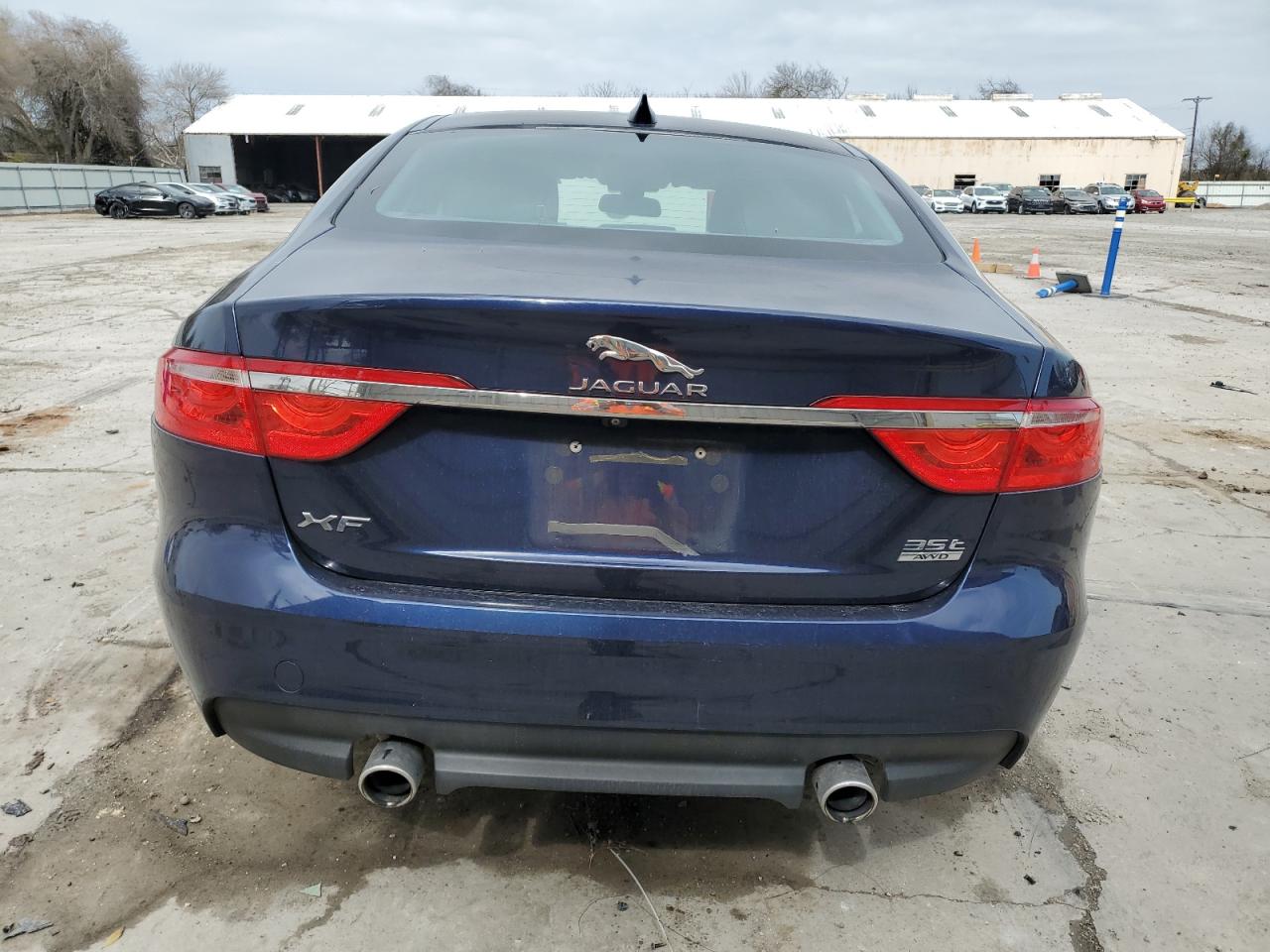 2017 Jaguar XF - Image 6