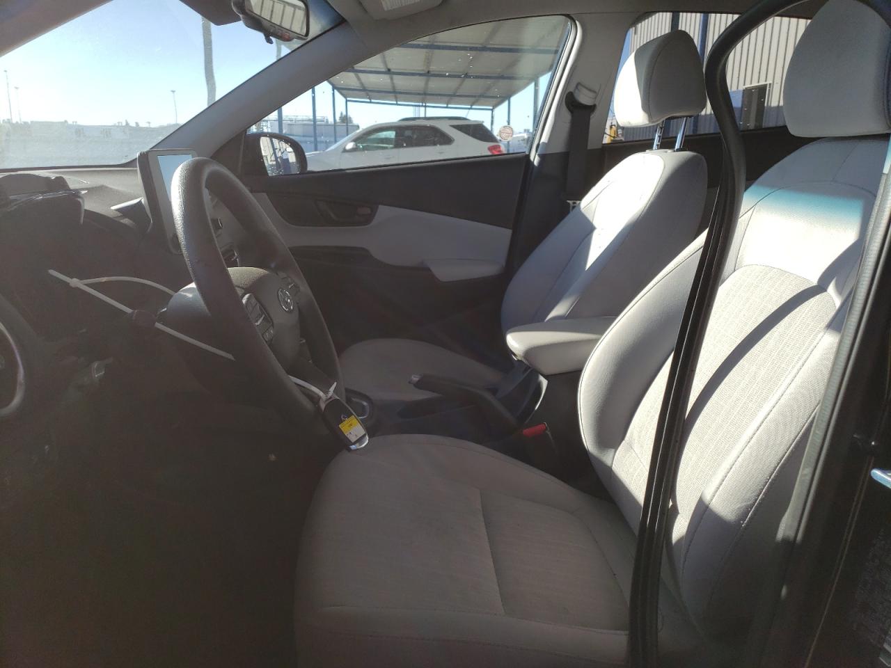 2023 Hyundai Kona - Image 7