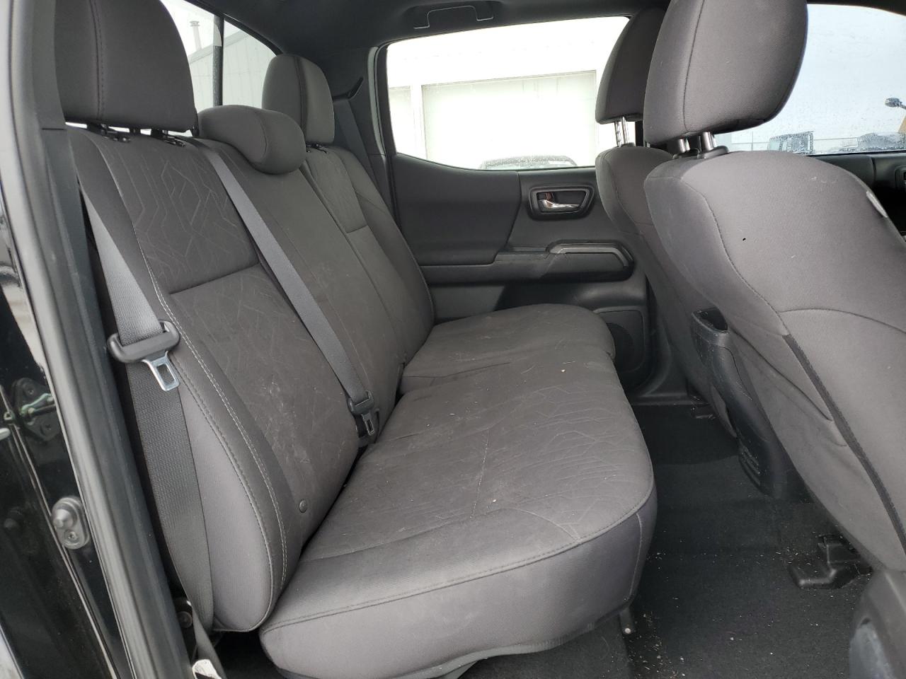 2017 Toyota Tacoma - Image 11