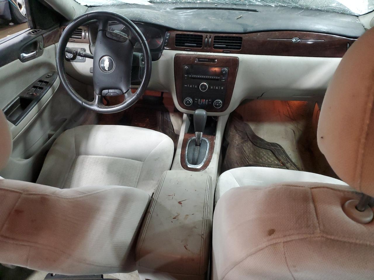 2011 Chevrolet Impala - Image 8