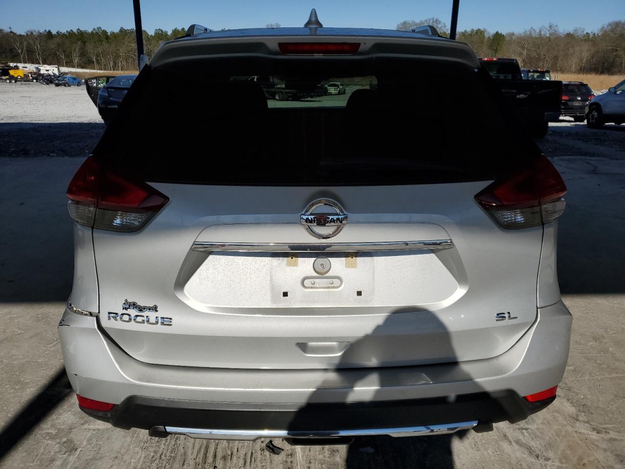 2018 Nissan Rogue - Image 6