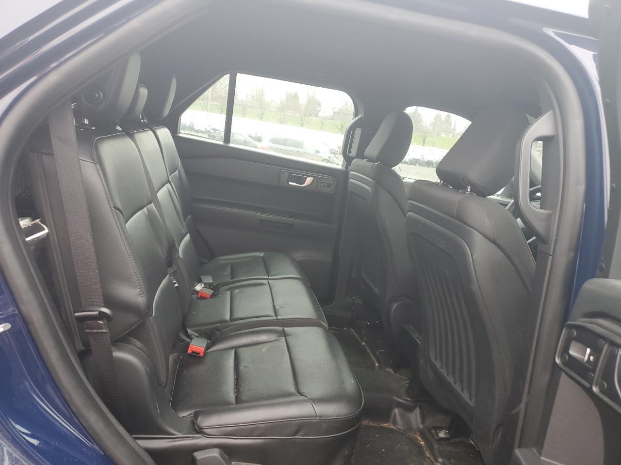 2020 Ford Explorer - Image 10