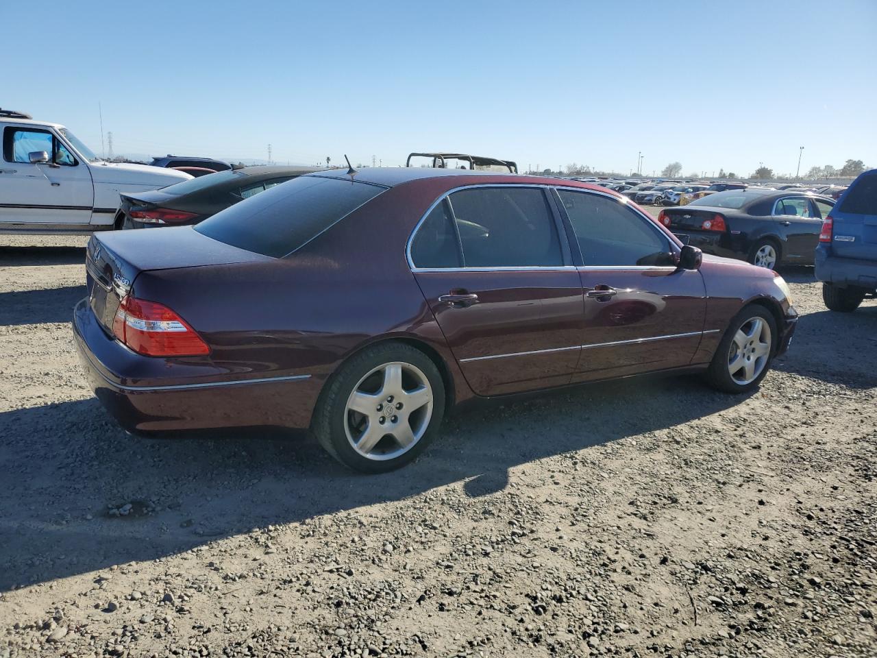 2005 Lexus LS - Image 3