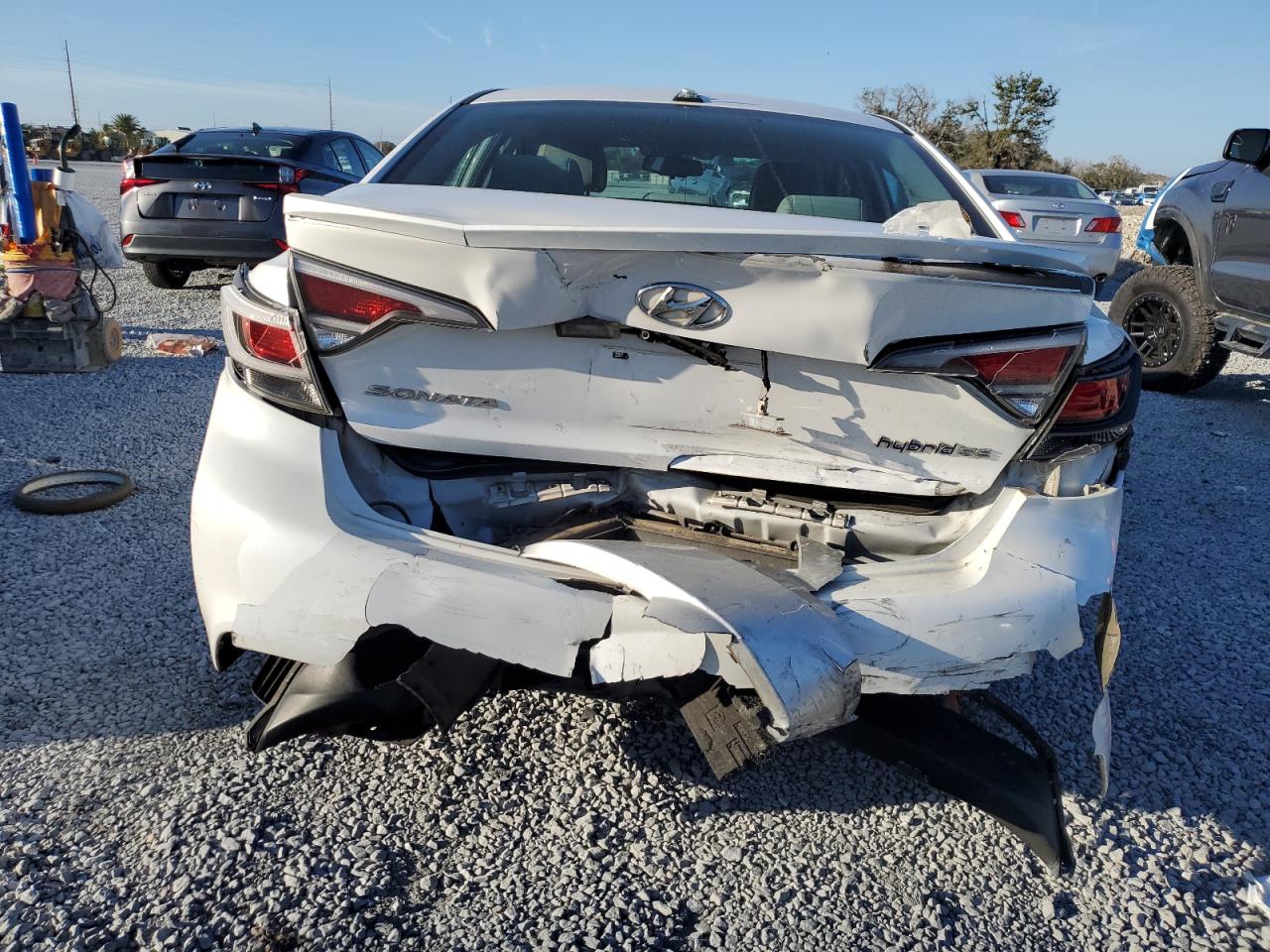 2016 Hyundai Sonata - Image 6