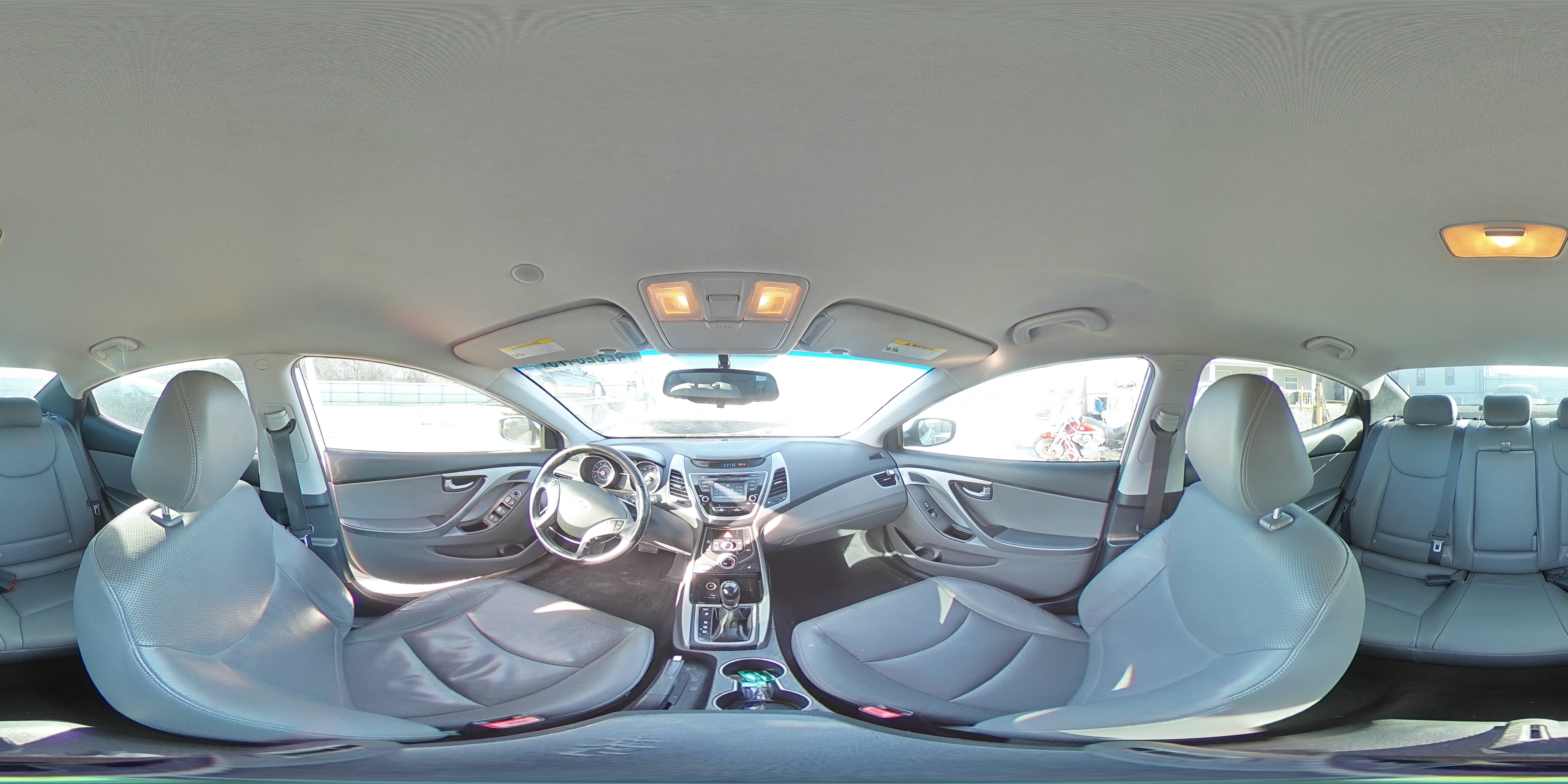 2014 Hyundai Elantra - Image 13