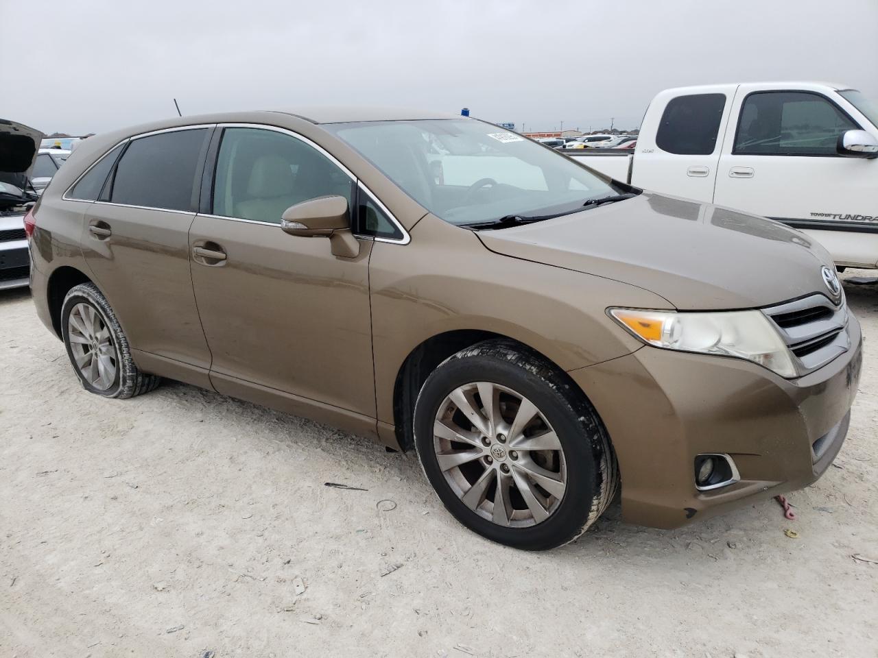 2013 Toyota Venza - Image 4