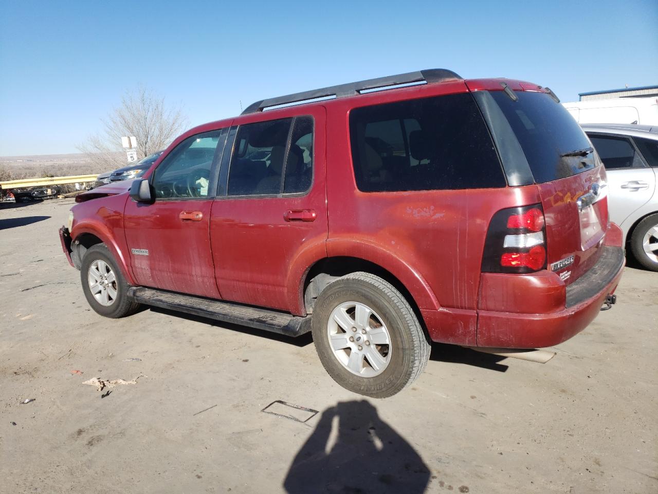2008 Ford Explorer - Image 2