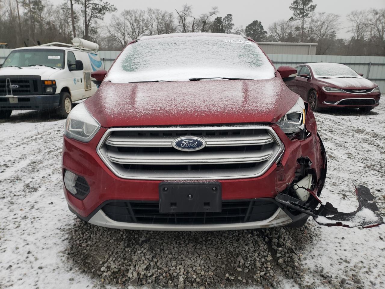1FMCU9J99HUB76256 FORD ESCAPE 2017