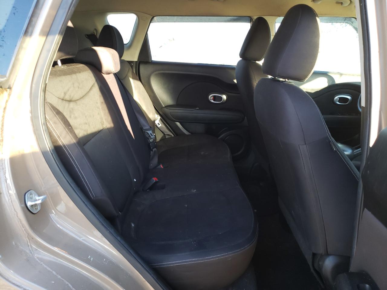 2015 Kia Soul - Image 10