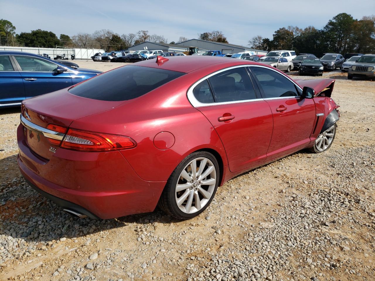2013 Jaguar XF - Image 3