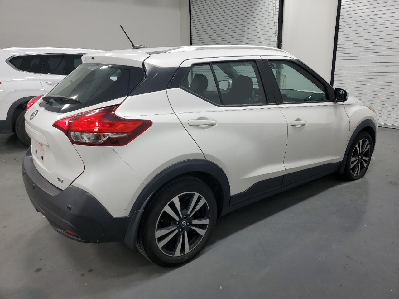 2020 Nissan Kicks - Image 3
