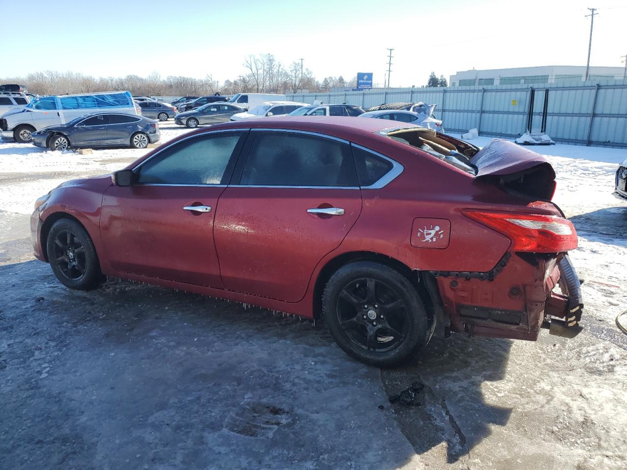 2016 Nissan Altima - Image 2