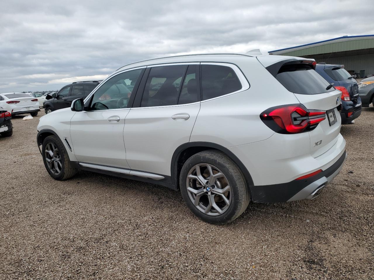 2024 BMW X3 - Image 2