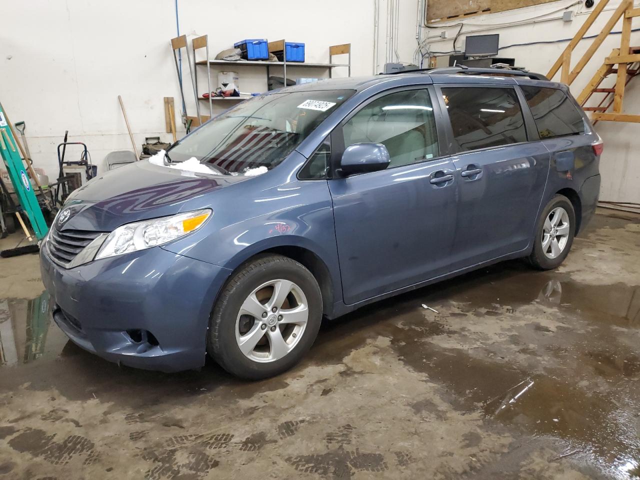 2016 Toyota Sienna - Image 1