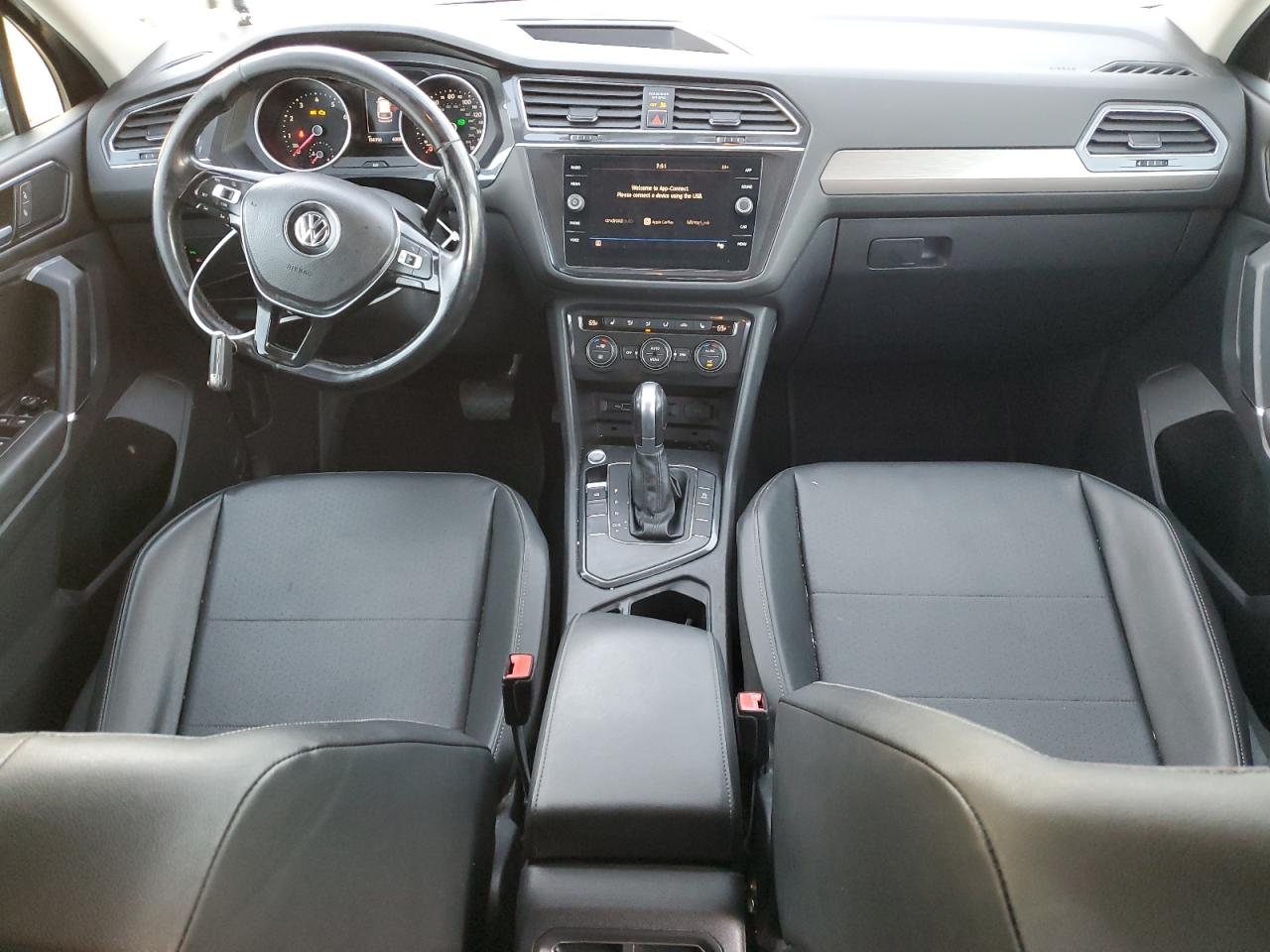 2018 Volkswagen Tiguan - Image 8