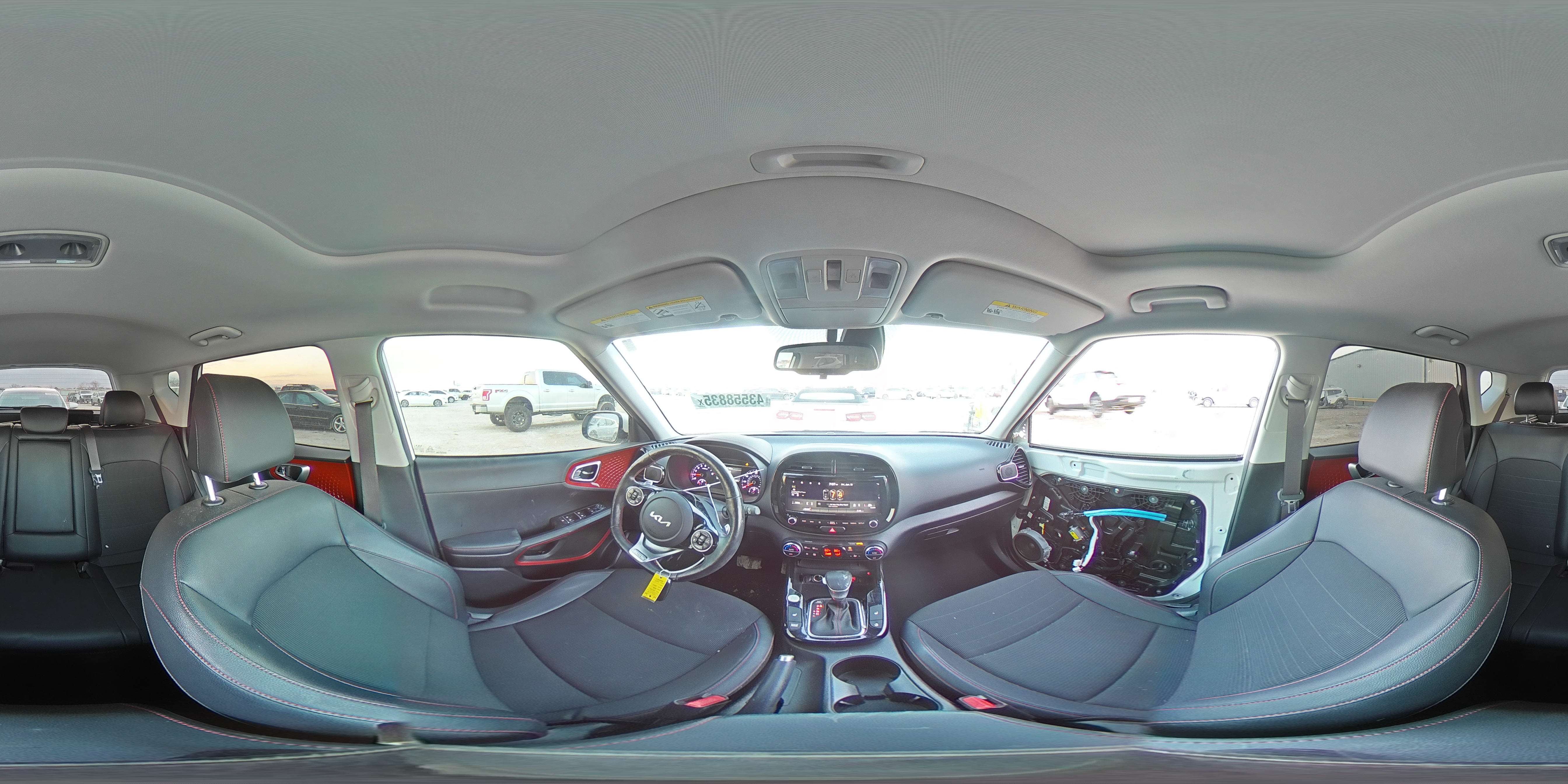 2022 Kia Soul - Image 13