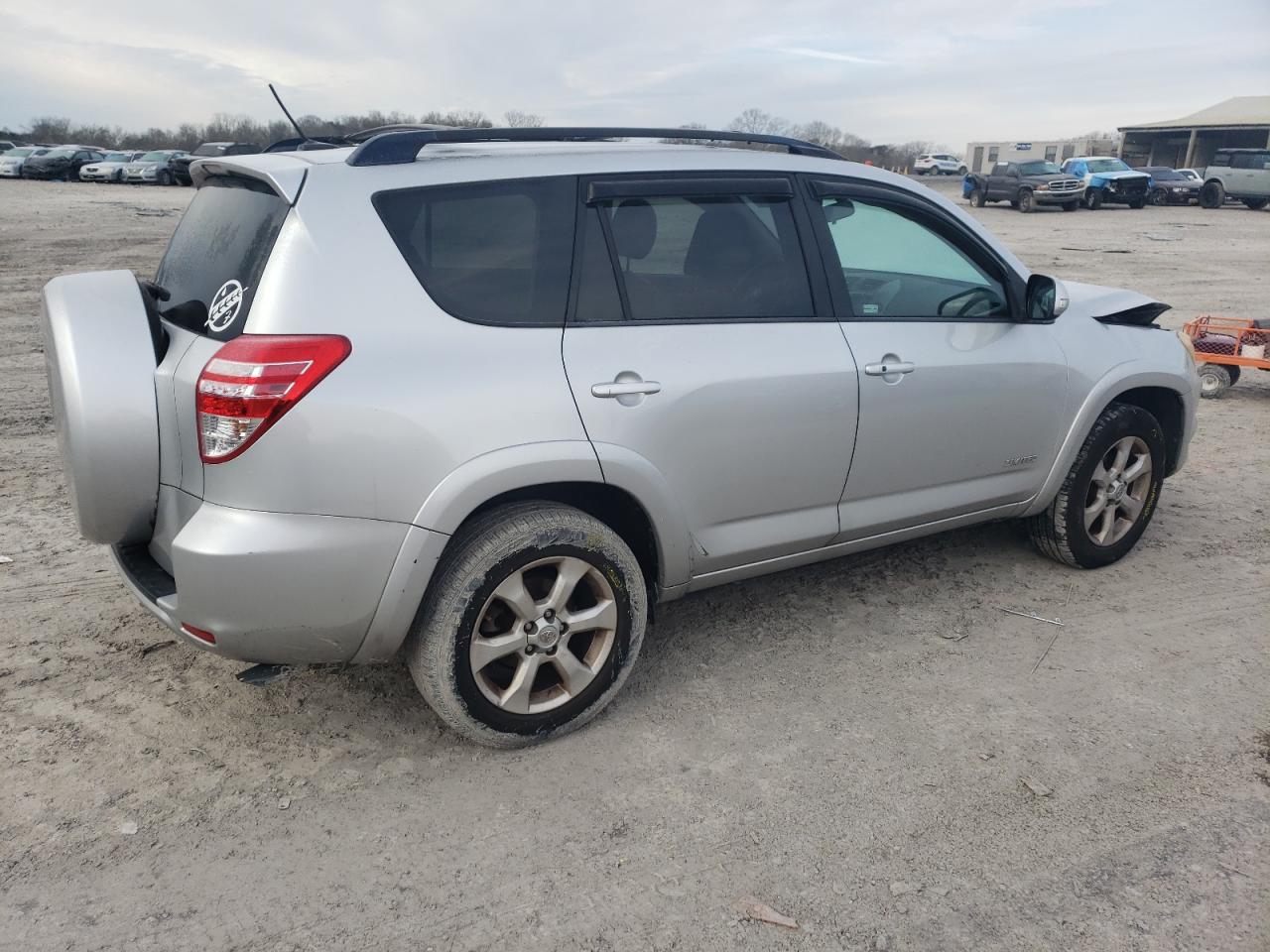 2010 Toyota RAV 4 - Image 3