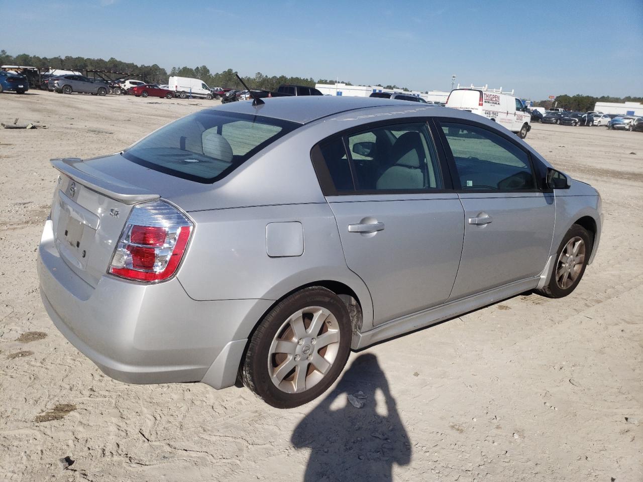 2010 Nissan Sentra - Image 3
