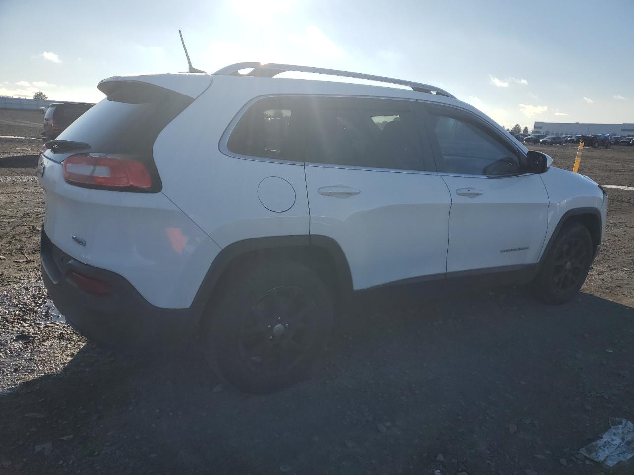 2016 Jeep Grand Cherokee - Image 3