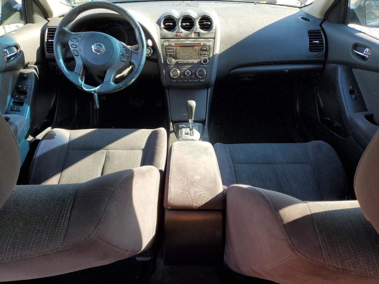 2011 Nissan Altima - Image 8
