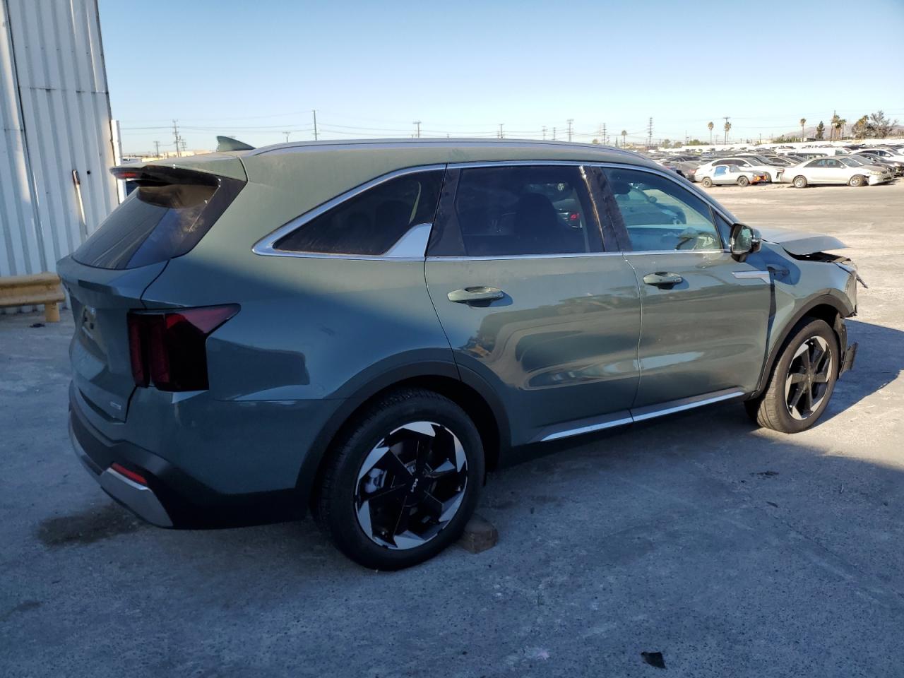 2025 Kia Sorento - Image 3