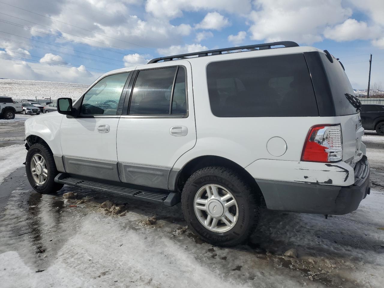 2006 Ford Expedition - Image 2