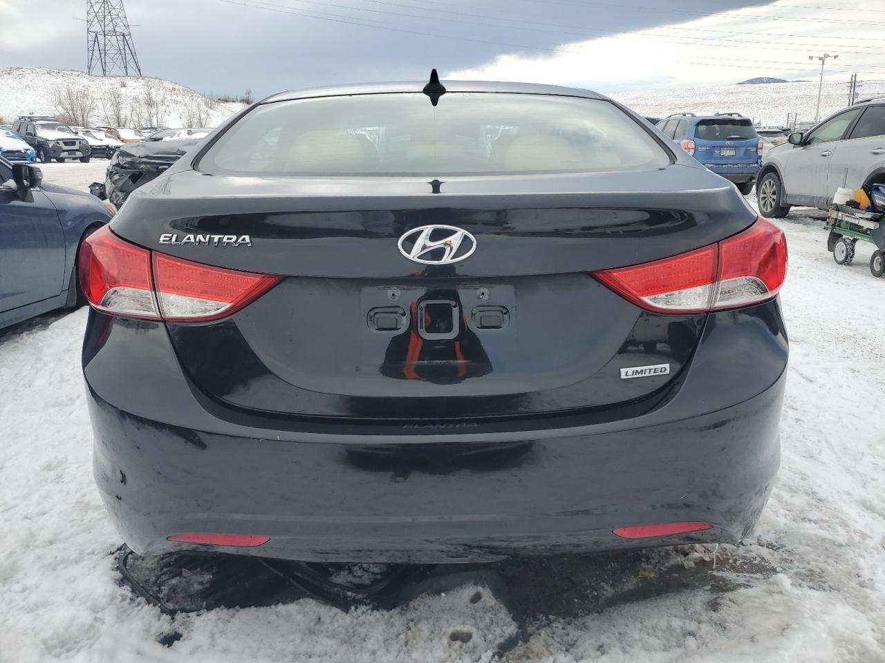 2013 Hyundai Elantra - Image 6