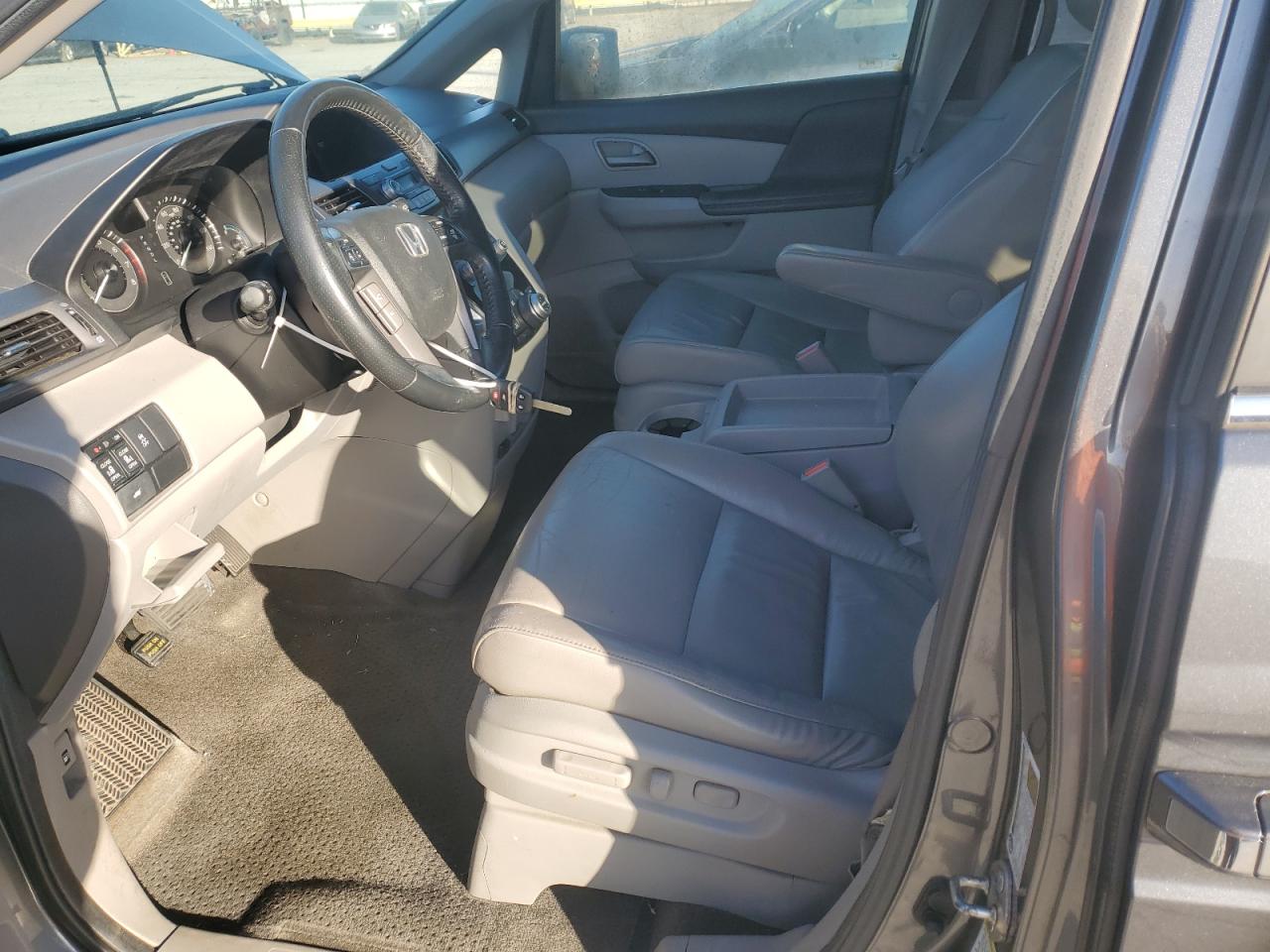 2012 Honda Odyssey - Image 7