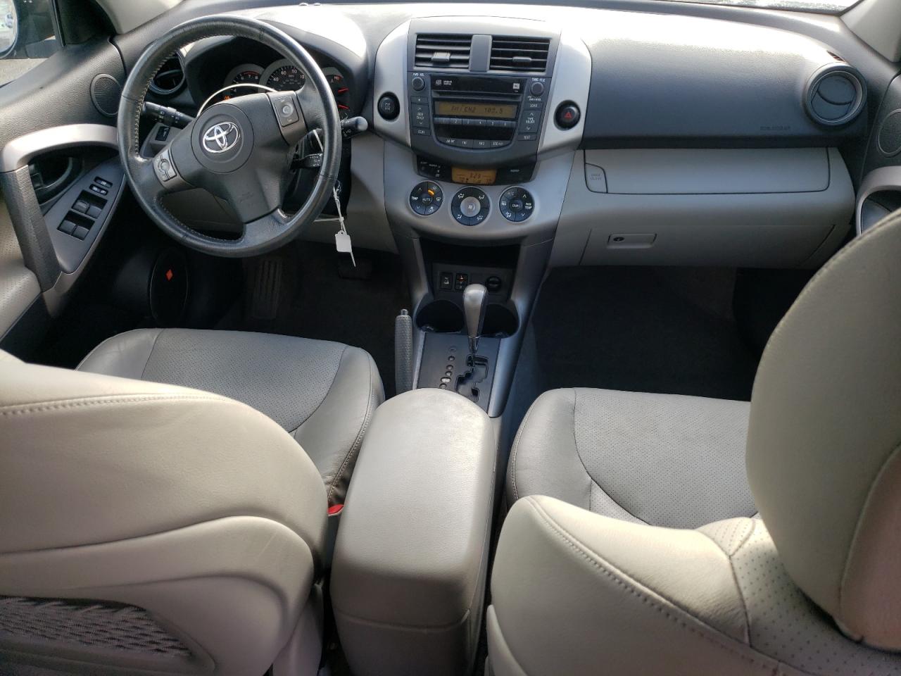 2008 Toyota RAV 4 - Image 8