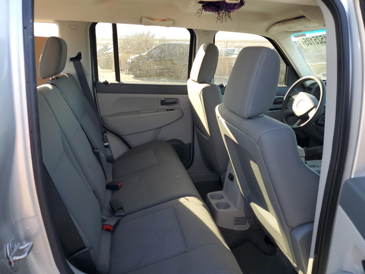 2008 Jeep Liberty (North America) - Image 10